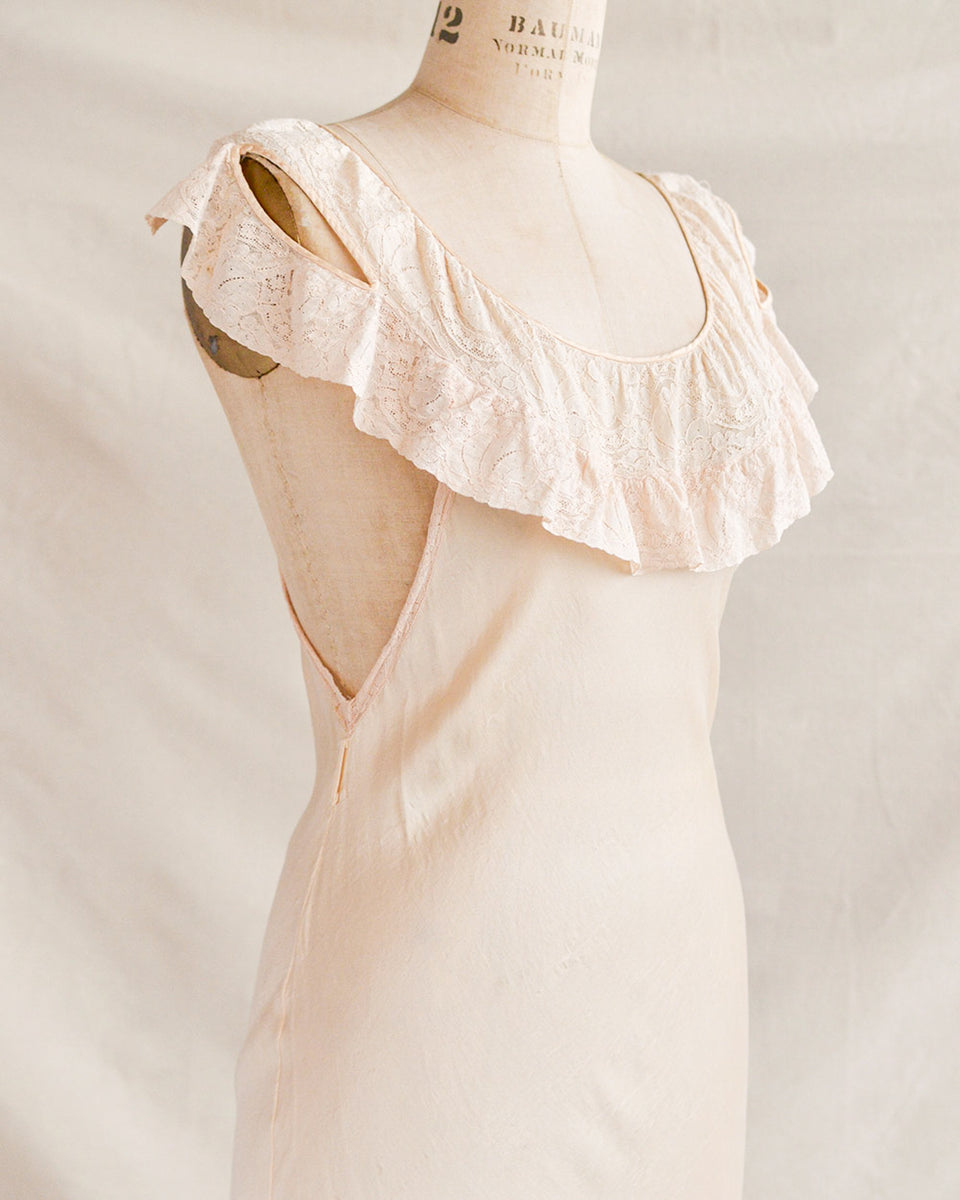 1930s Ruffled Lace Collar and Cuffs 