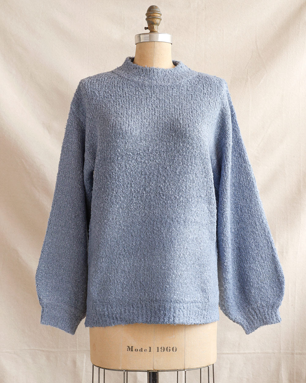 Vintage-Style Cropped Crew Neck Knit Cardigan in Light Blue S