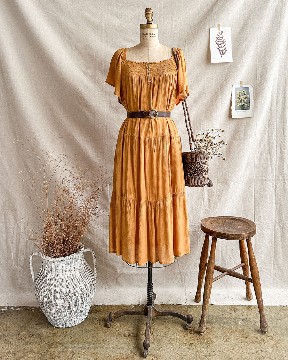 Vintage Inspired Dresses / Romantic Feminine Dresses / Floral Dresses ...